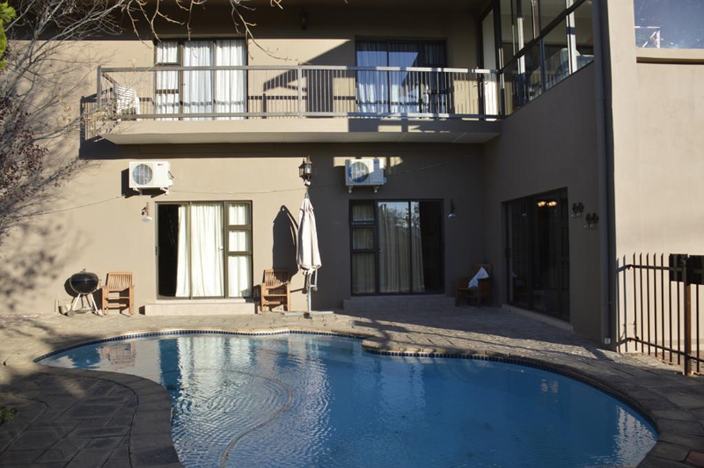 Two Bells Guest House Bloemfontein Exteriér fotografie