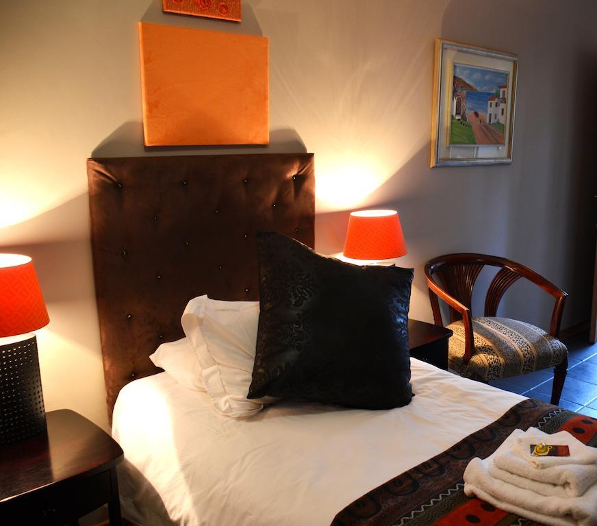 Two Bells Guest House Bloemfontein Pokoj fotografie
